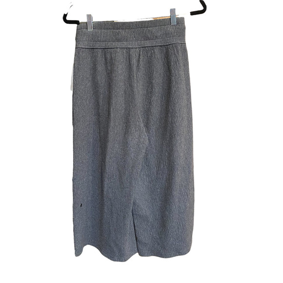 Lululemon Retreat Yourself Crop Heathered Core Dark Grey sz 6 - Picture 5 of 9